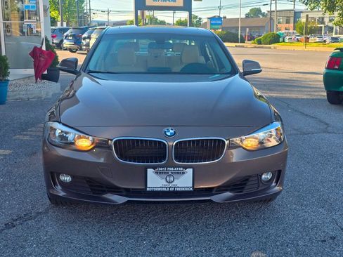 Used 2013 BMW 328i xDrive Sedan AWD/4WD image 2