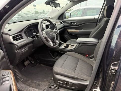 Used 2021 GMC Acadia SLE w/ Driver Convenience Package FWD image 7