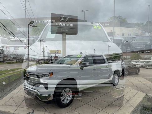 Used 2025 Chevrolet Silverado 1500 LT image 9