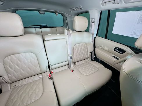 Used 2024 Nissan Armada Platinum AWD/4WD image 14