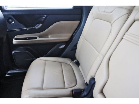 Used 2020 Lincoln Corsair Reserve FWD image 13