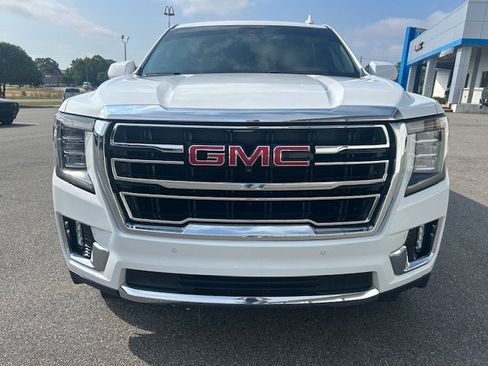 Used 2023 GMC Yukon SLT w/ SLT Premium Package RWD image 2