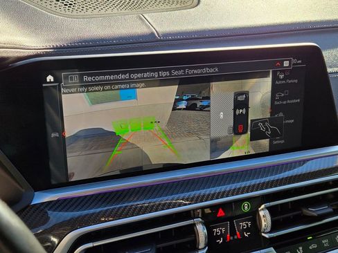 Used 2022 BMW X5 M50i w/ Premium Package image 25