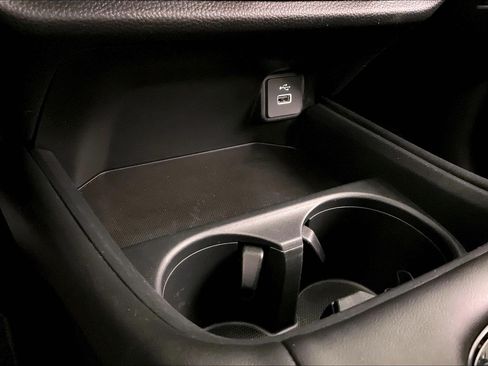 Used 2023 Honda HR-V LX image 32