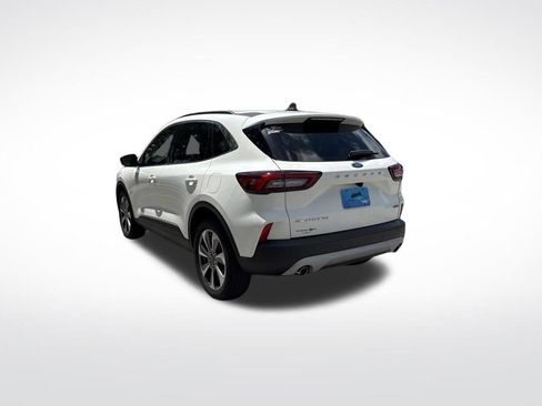 Used 2023 Ford Escape Platinum AWD/4WD image 6