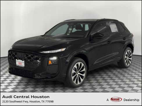 New 2026 Audi Q3 quattro 2.0T image 1