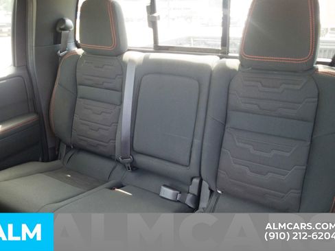 Used 2026 Nissan Frontier PRO-4X AWD/4WD image 17
