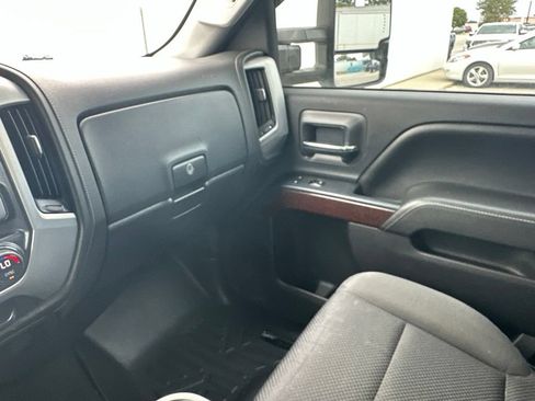 Used 2016 GMC Sierra 2500 SLE w/ SLE Fleet Preferred Package AWD/4WD image 41