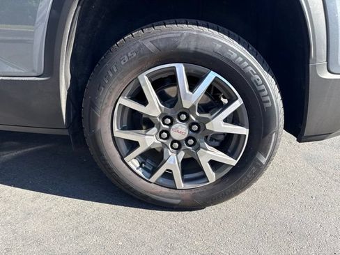 Used 2021 GMC Acadia SLE FWD image 12
