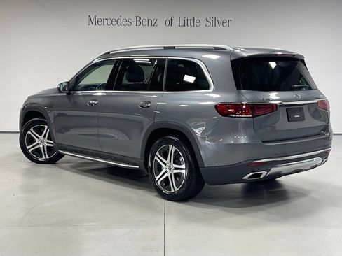 Certified 2022 Mercedes-Benz GLS 450 4MATIC image 3