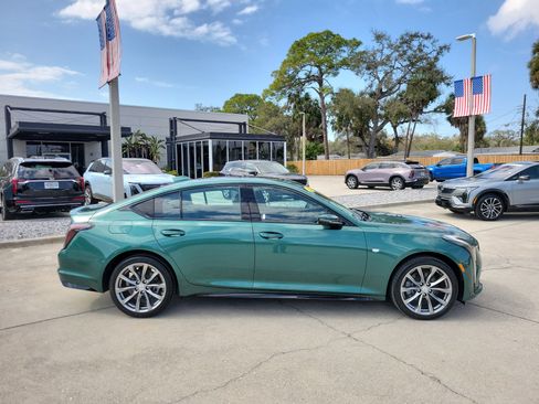 Used 2025 Cadillac CT5 Sport image 3