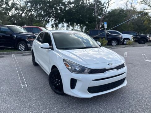 Used 2020 Kia Rio S FWD image 4