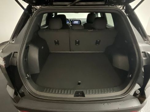 New 2026 Chevrolet Equinox LT w/ Safety and Technology Package FWD image 29