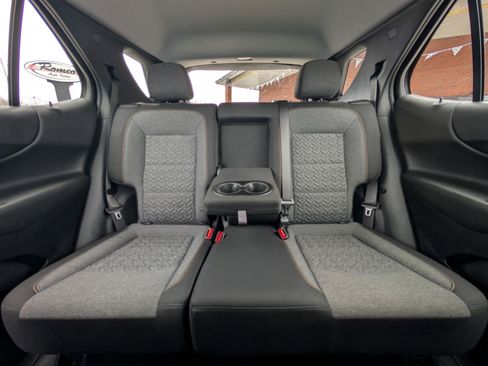 Used 2022 Chevrolet Equinox LT image 36