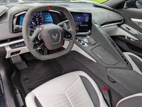 Used 2023 Chevrolet Corvette Stingray Premium Conv w/ Z51 Performance Package RWD image 14