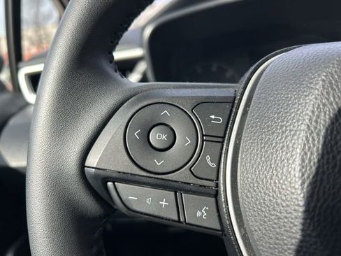 Used 2025 Toyota Corolla SE image 17