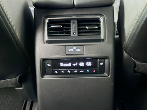Certified 2025 MAZDA CX-70 3.3 Turbo w/ Premium Plus Pkg AWD/4WD image 27