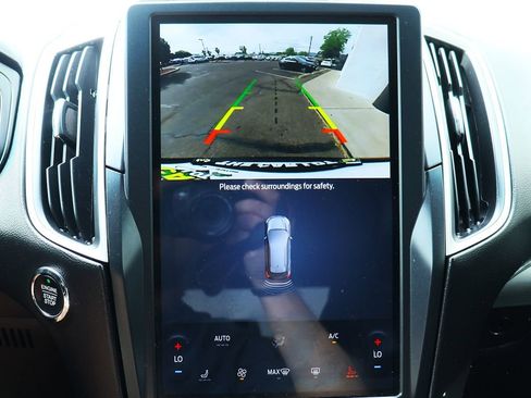 Used 2022 Ford Edge SEL image 47