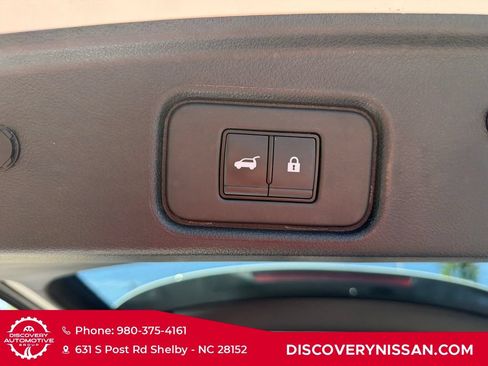 Certified 2024 Nissan Pathfinder SL FWD image 34
