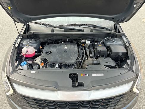 Used 2024 Kia Sportage LX image 24