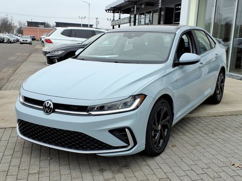 New 2026 Volkswagen Jetta SE image 3