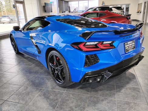 Used 2024 Chevrolet Corvette Stingray Preferred Cpe w/ Z51 Performance Package RWD image 2