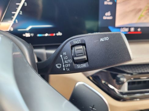 Used 2026 BMW 330i xDrive Sedan w/ Premium Package image 29