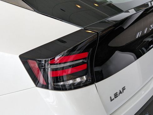 New 2026 Nissan Leaf SV+ FWD image 30