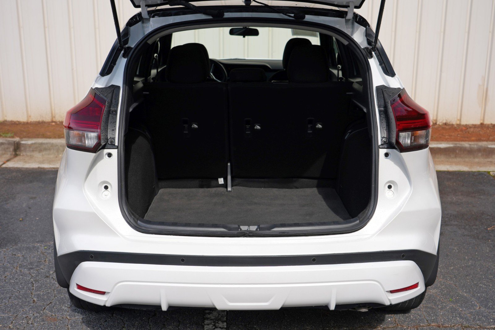 Used 2021 Nissan Kicks SR FWD image 9