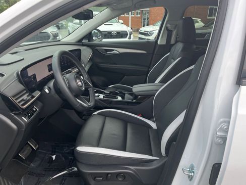 Used 2024 Buick Envision Sport Touring image 31