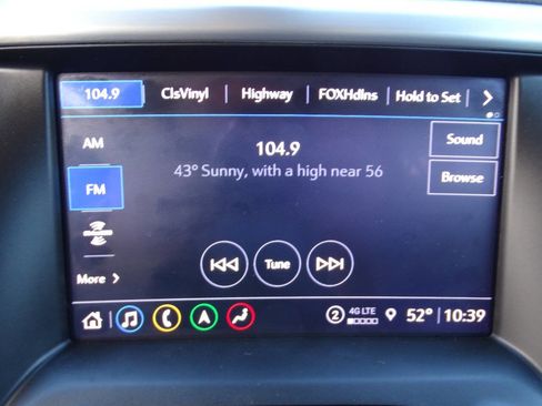 Used 2023 GMC Acadia SLE w/ Infotainment Package image 23