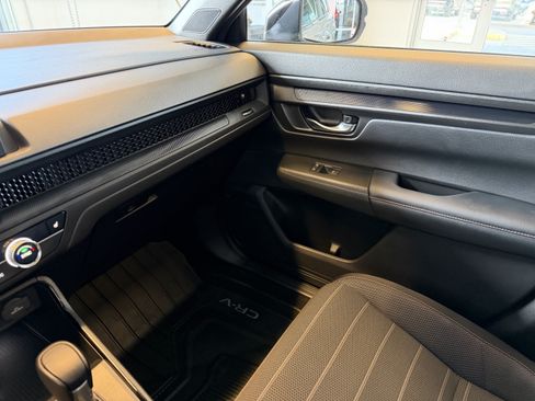 Used 2024 Honda CR-V Sport image 14
