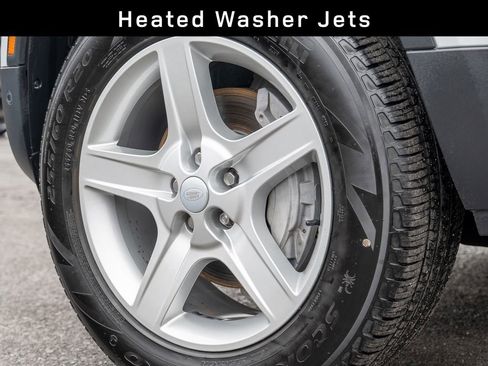 Certified 2024 Land Rover Defender 110 S image 9