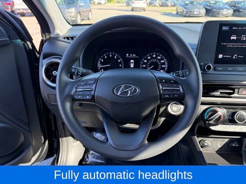 Used 2023 Hyundai Kona SEL AWD/4WD image 12