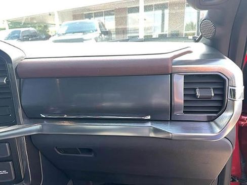 Used 2023 Ford F150 Lariat image 18