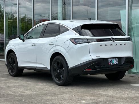 Used 2025 Nissan Murano SV AWD/4WD image 5