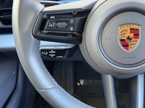 Used 2020 Porsche Taycan 4S image 24