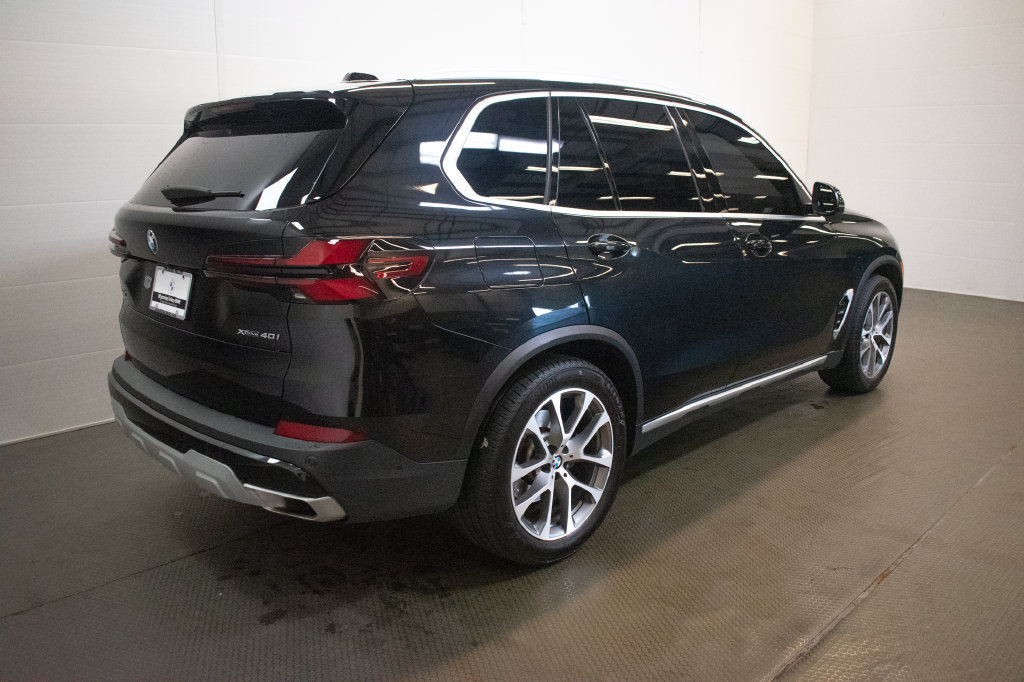Used 2024 BMW X5 xDrive40i w/ Premium Package AWD/4WD image 4