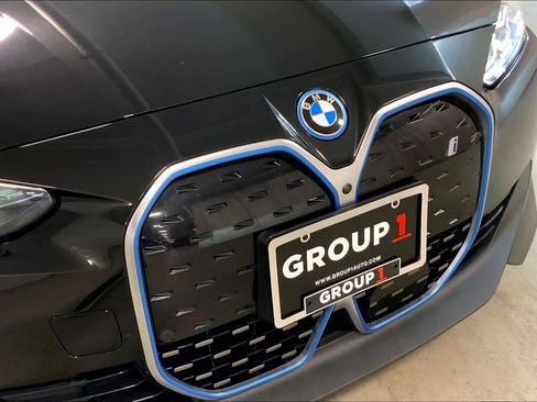Used 2024 BMW i4 xDrive40i AWD/4WD image 32