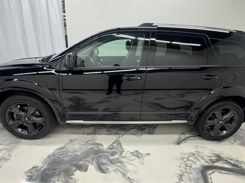 Used 2019 Dodge Journey Crossroad AWD/4WD image 5