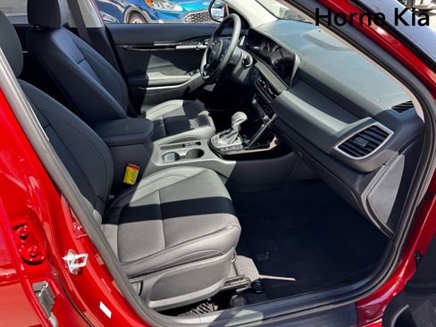 New 2026 Kia Seltos SX image 18