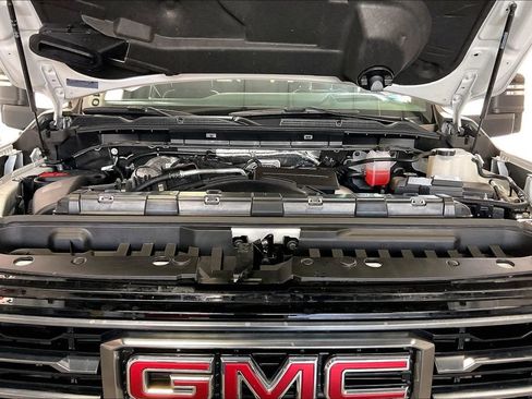 Used 2025 GMC Sierra 2500 AT4 w/ AT4 Premium Plus Package AWD/4WD image 26