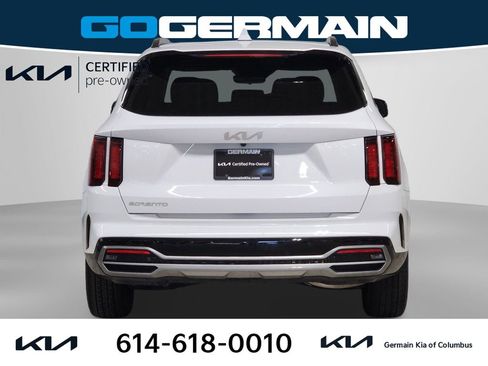 Used 2023 Kia Sorento S w/ Panoramic Sunroof Package image 9