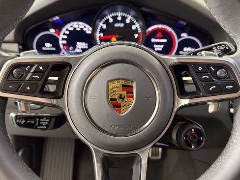 Certified 2022 Porsche Cayenne GTS AWD/4WD image 30