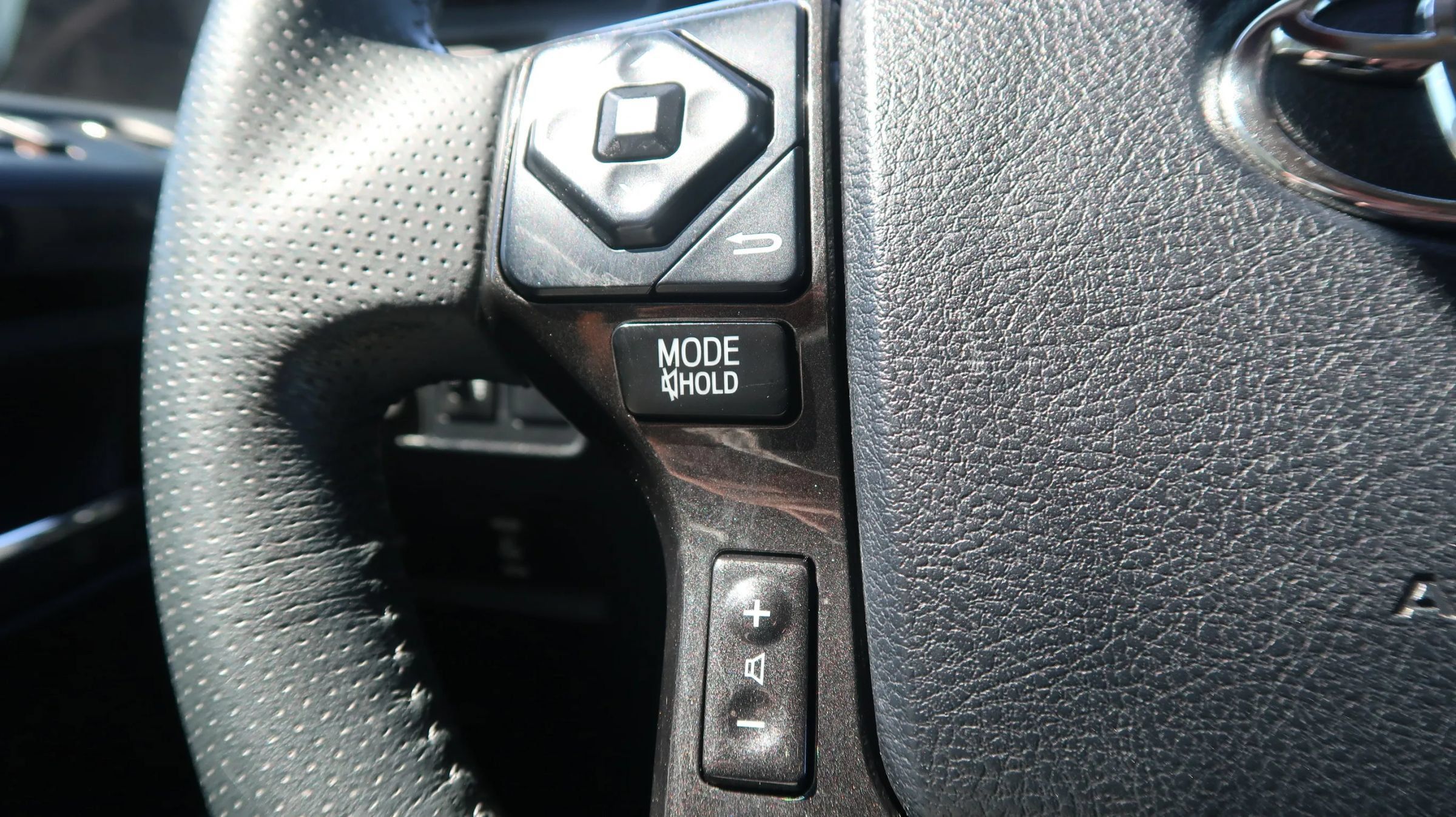 Used 2019 Toyota 4Runner TRD Off-Road Premium AWD/4WD image 36