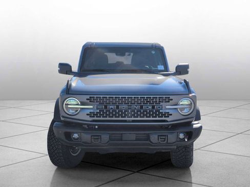 New 2025 Ford Bronco Badlands image 2