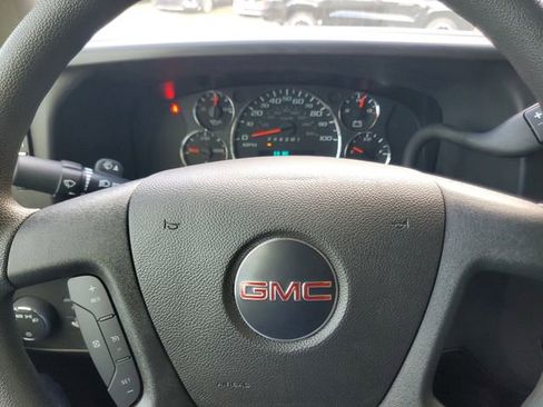 New 2025 GMC Savana 2500 w/ Driver Convenience Package RWD image 10