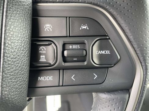 New 2026 Toyota 4Runner Platinum AWD/4WD image 16