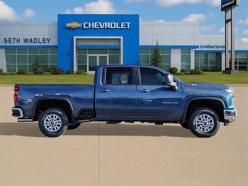 New 2026 Chevrolet Silverado 2500 LT w/ All Star Edition image 8