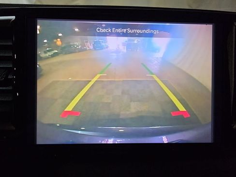 Used 2022 Chrysler Pacifica Touring-L FWD image 22